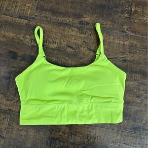 Woman’s Crz Yoga sports bra